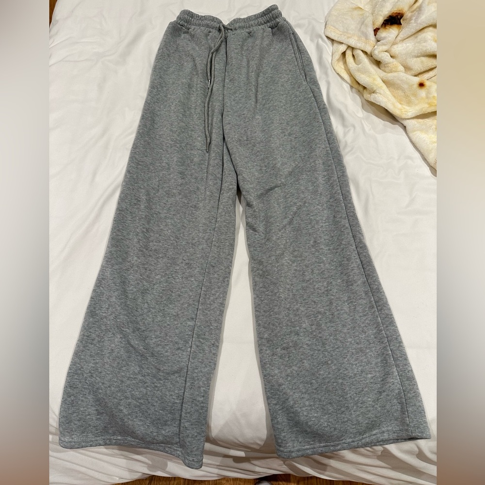 Grey sweatpants